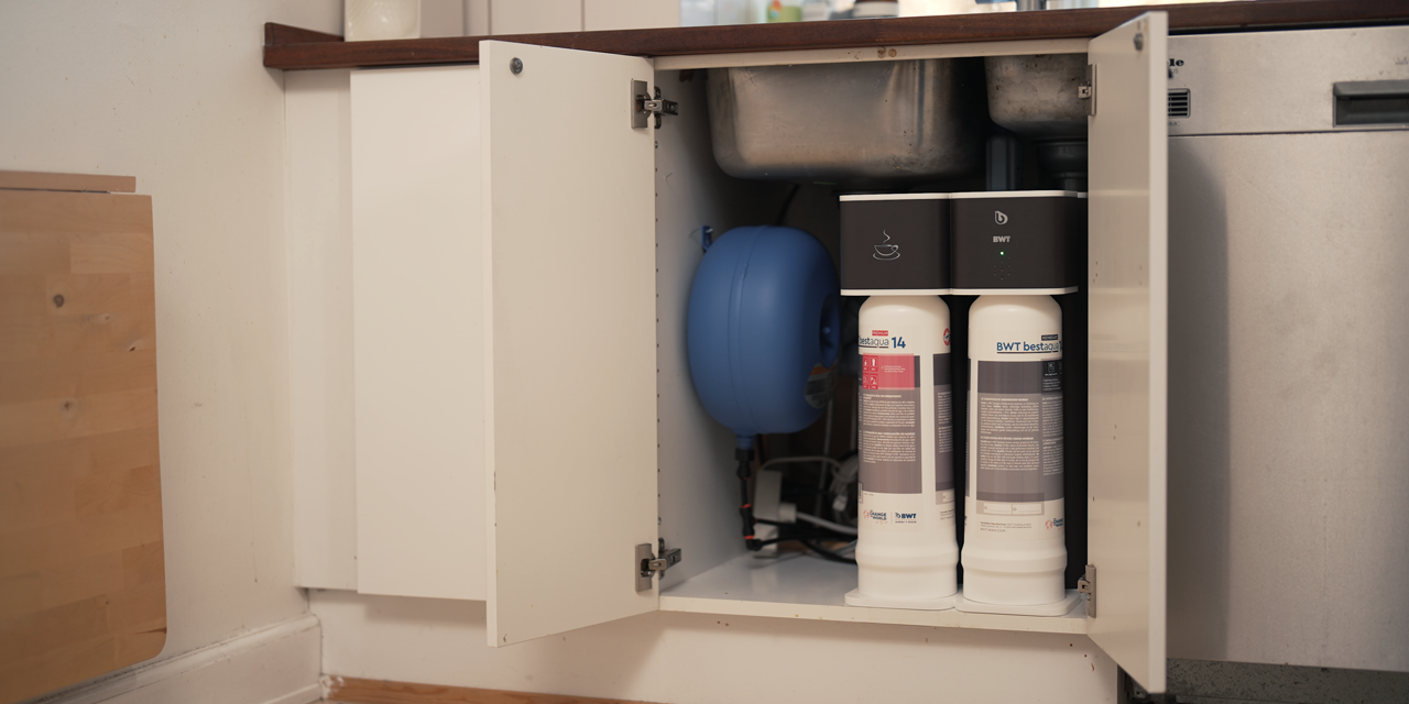 RO anlæg fra BWT passer i køkkenskabet