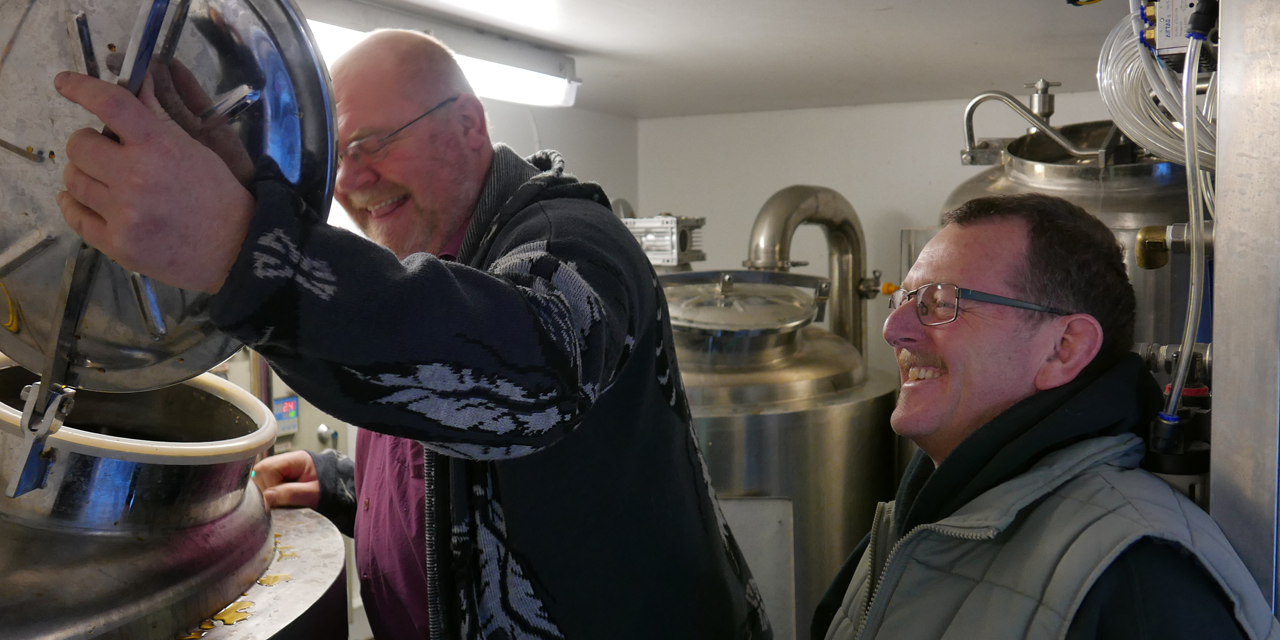 Borren bryghus brygger med BWT bestmax filter Borren-bryghus-brygger-med-bwt-bestmax-filter