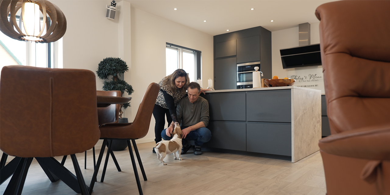 Sådan passer Alex og Dorte på deres nyrenoverede hus med BWT-anlæg