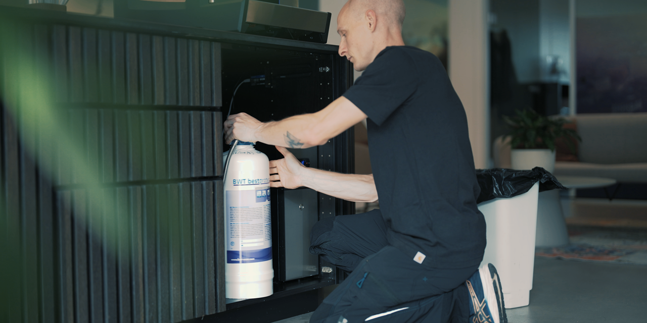 bwt.filter-udskiftes-af-tekniker