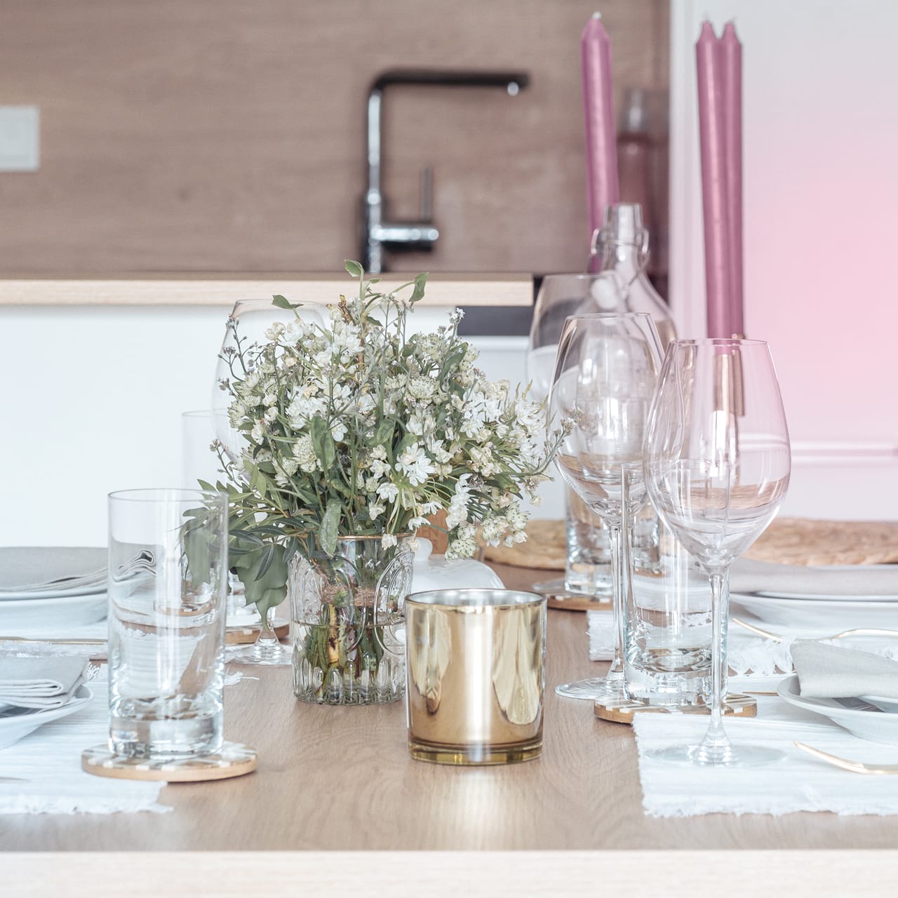 Gedeckte Tafel Header klein