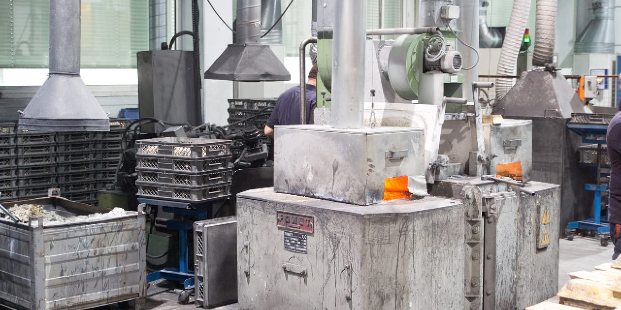 Mondseer Armaturen Produktion groß