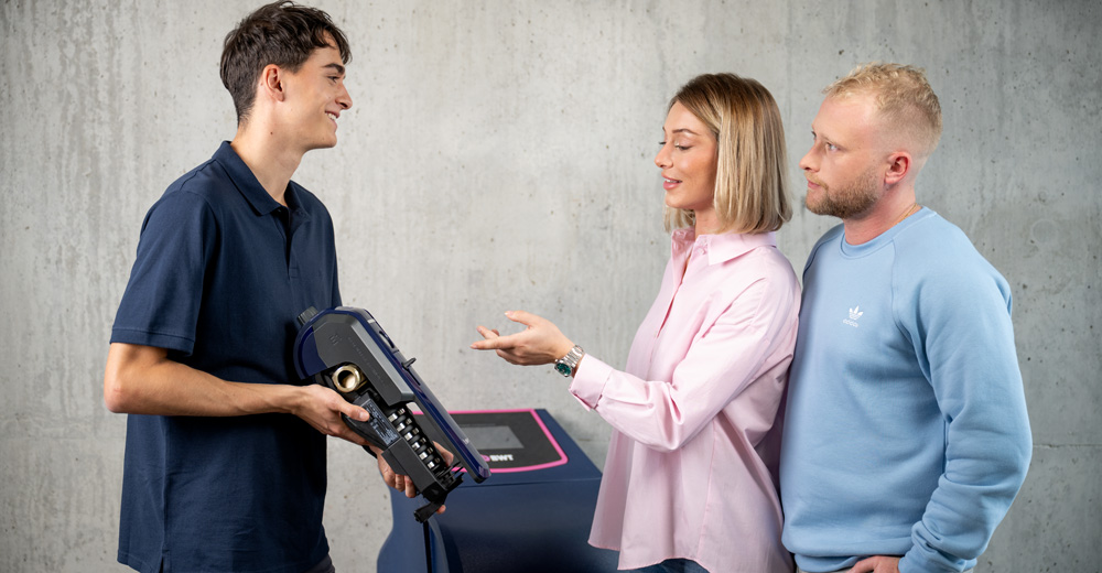 Ein BWT Installateur beantwortet kompetent alle Fragen rund um das Thema Wasseraufbereitung.