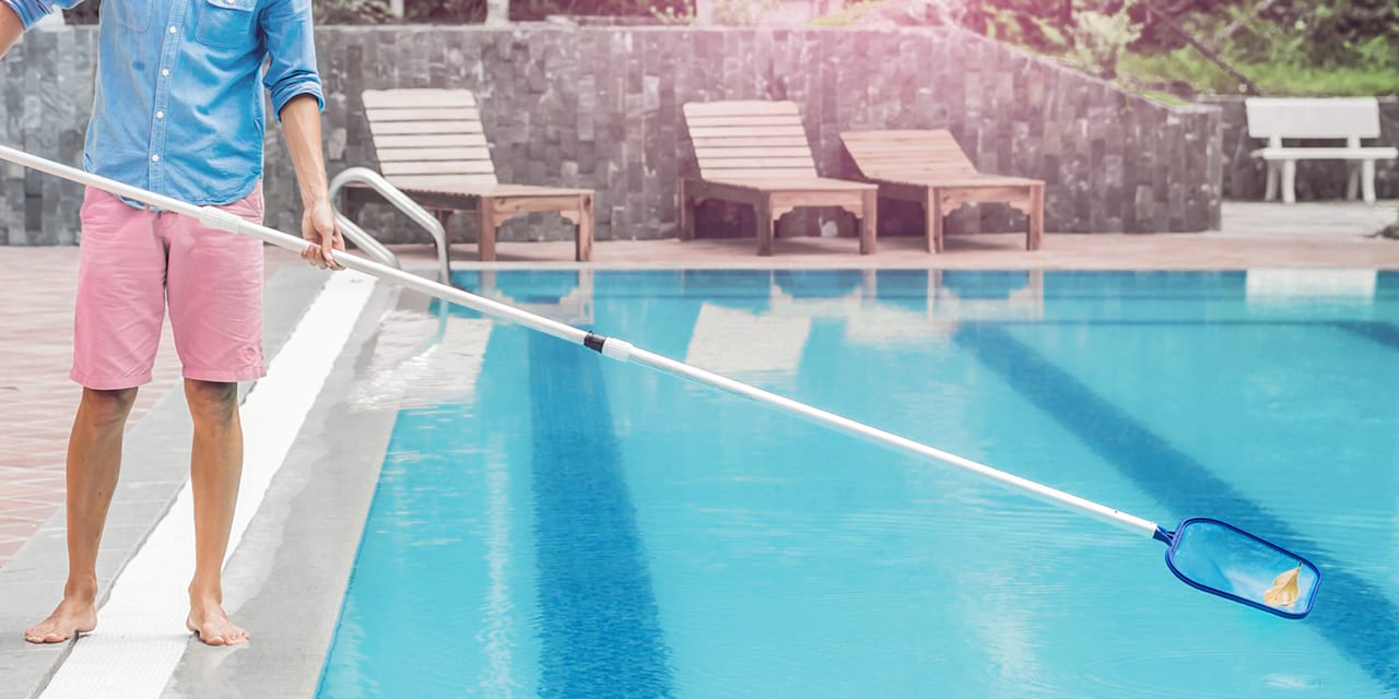 Poolpflege Ratgeber für Frühling, Sommer, Herbst und Winter