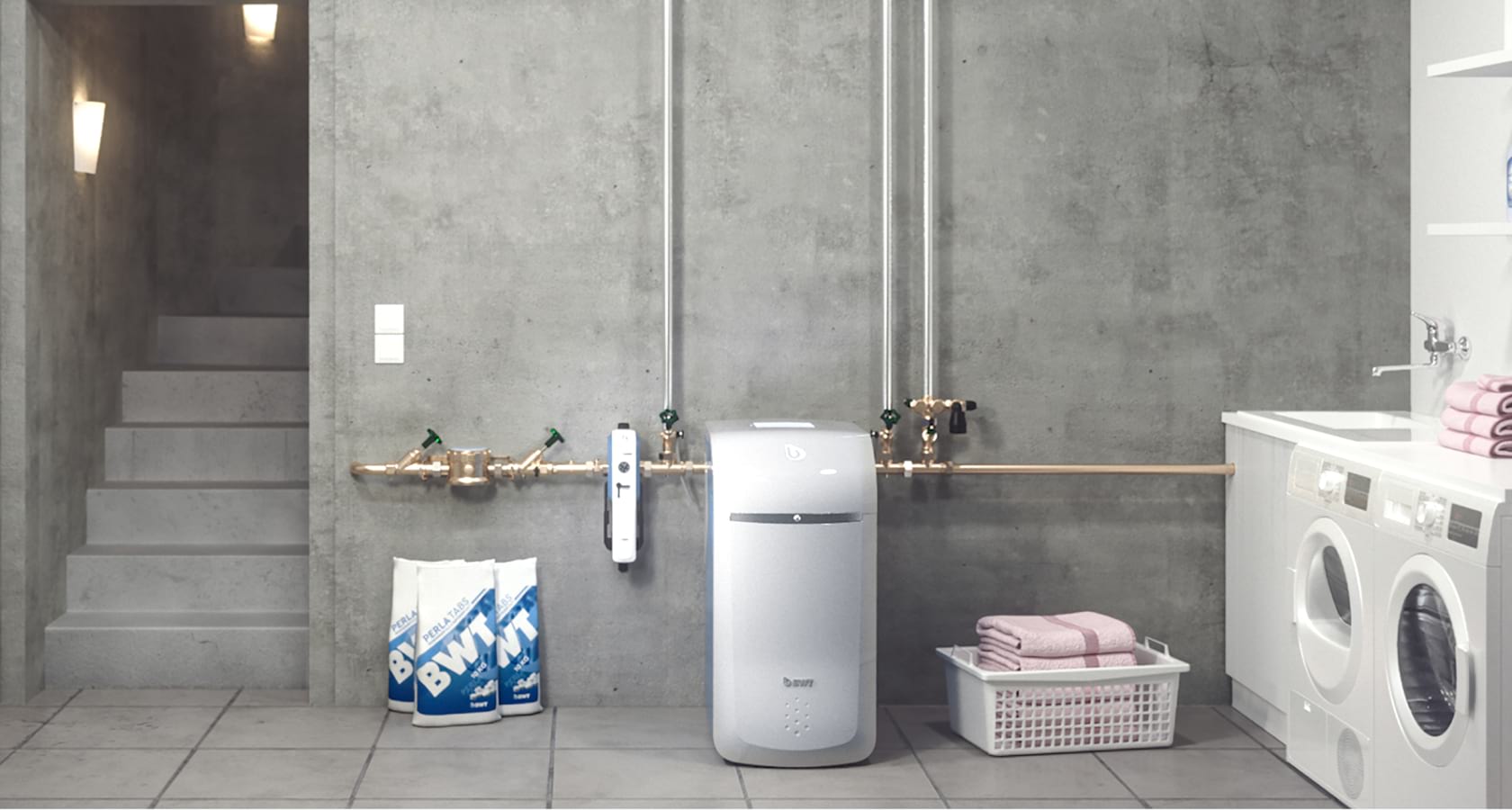 Frau duscht mit weichem Wasser