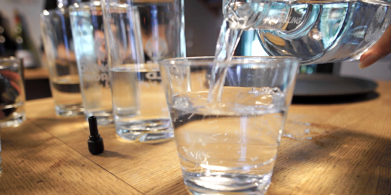 BWT mineralvand med og uden brud på karafler mineralvand-i-glas-fra-bwt