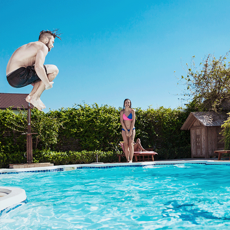 vedligeholdelse af din pool om foråret med BWT