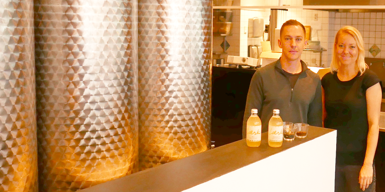 Line og Eric hos Laesk bedre-brygning-af-kombucha-med-filtreret-vand