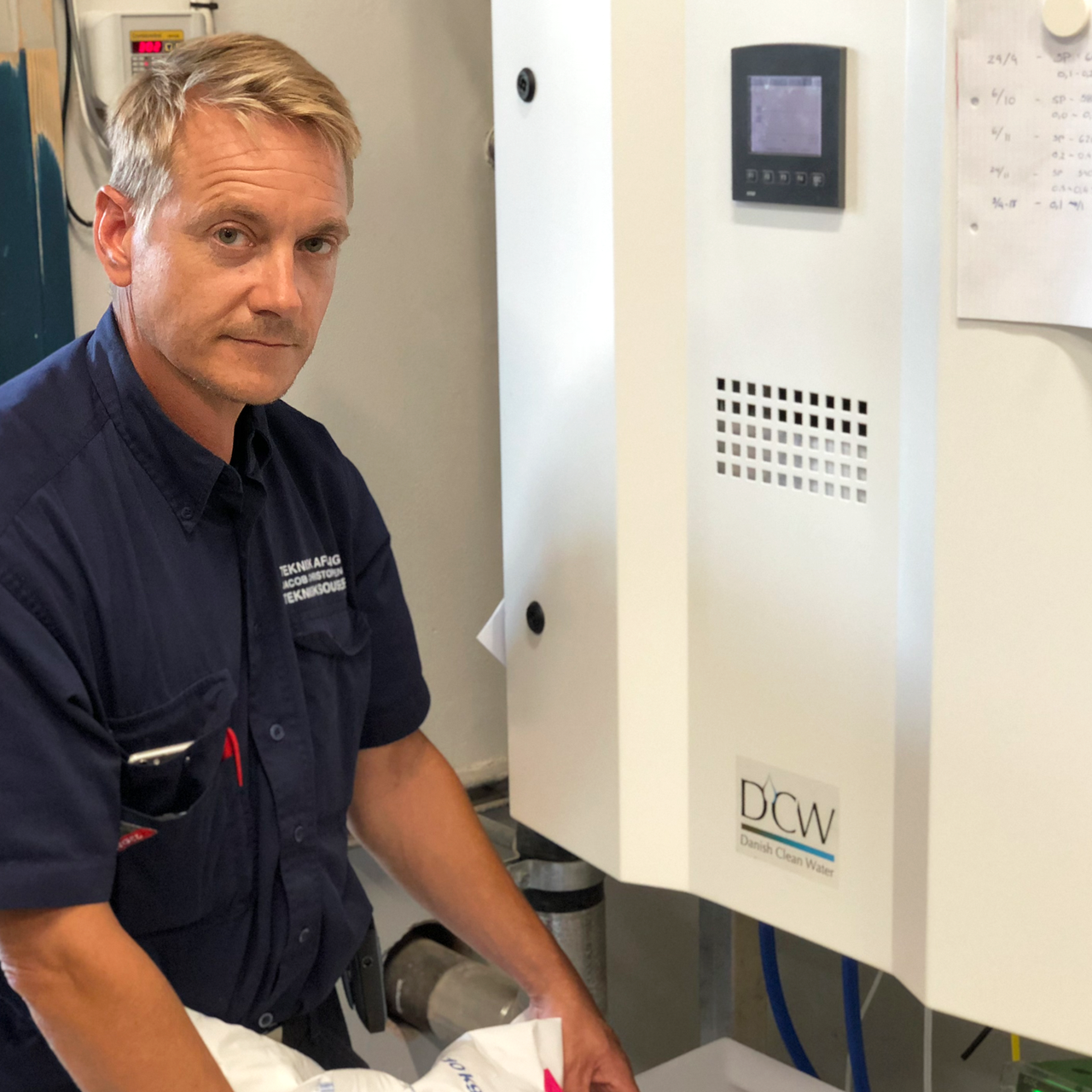 Jacob Kofod Christoffersen RS saltpaafyldning legionella Jacob-Kofod-Christoffersen-RS-Aflejringer-af-kalk-og-slam-i-kedlerne_1280x1280