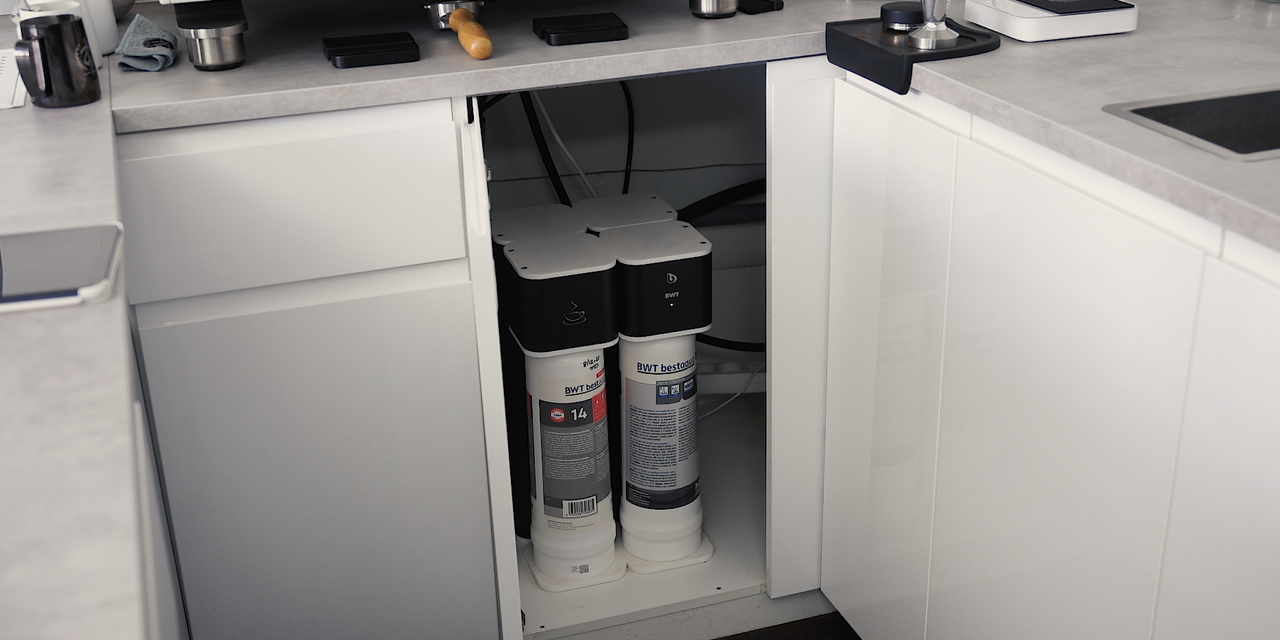 Roc Coffee i skab hos the den roc-coffee-i-skab