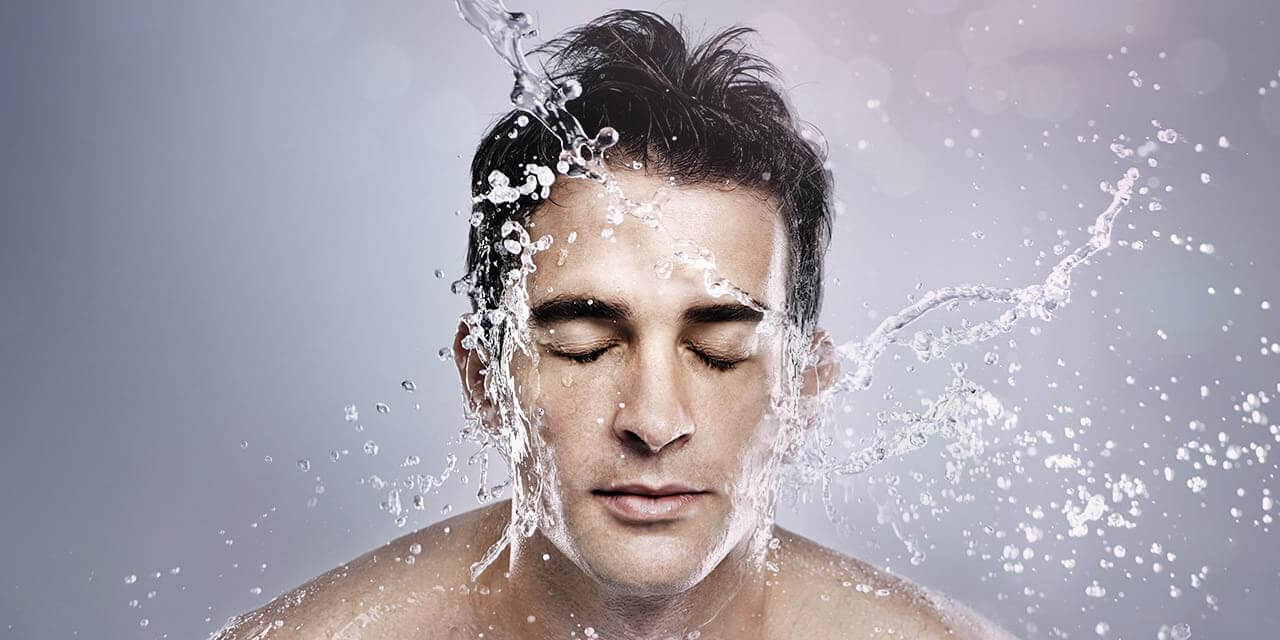 eau-visage-homme