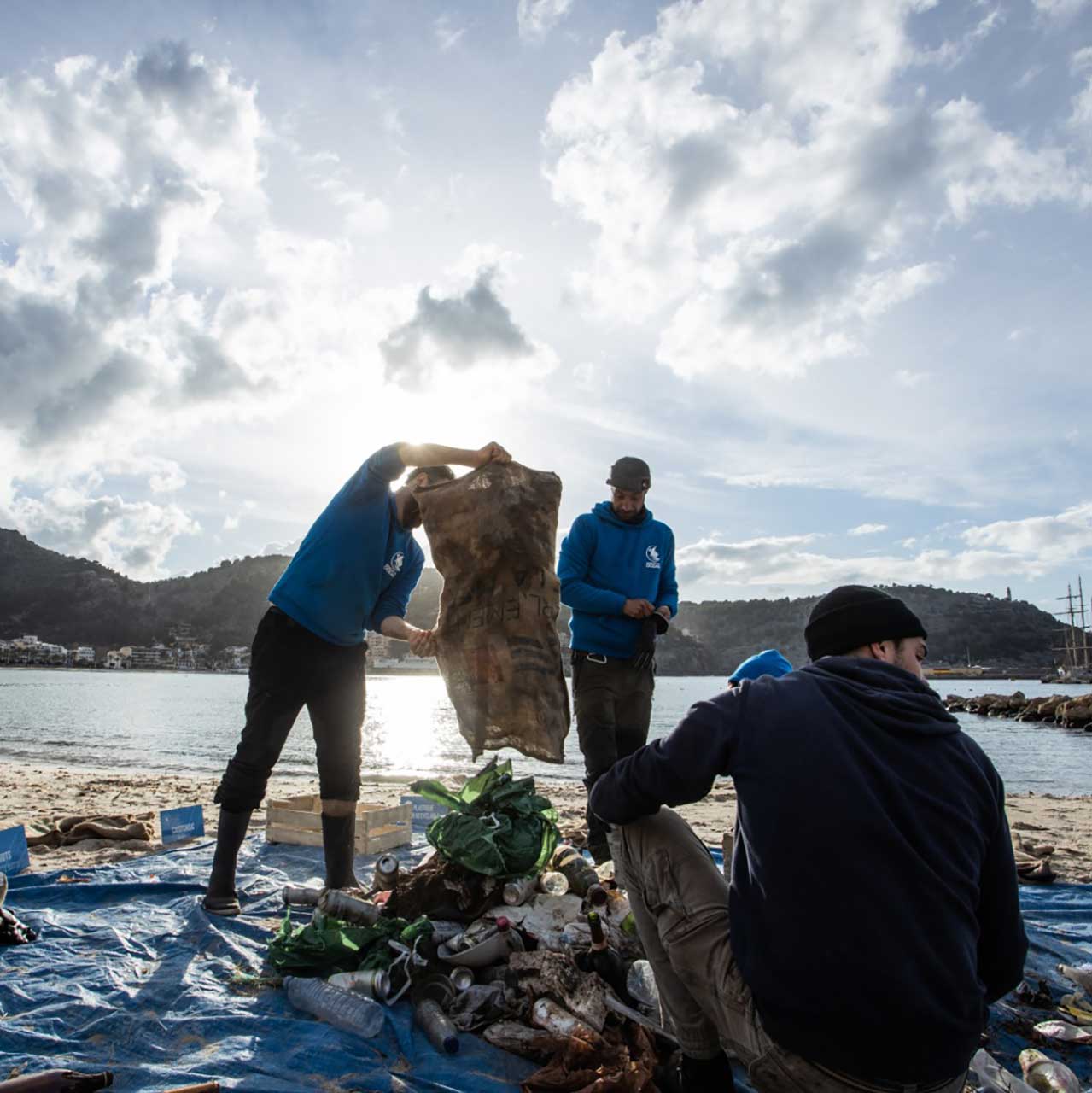 Ramassage des déchêts sur la plage