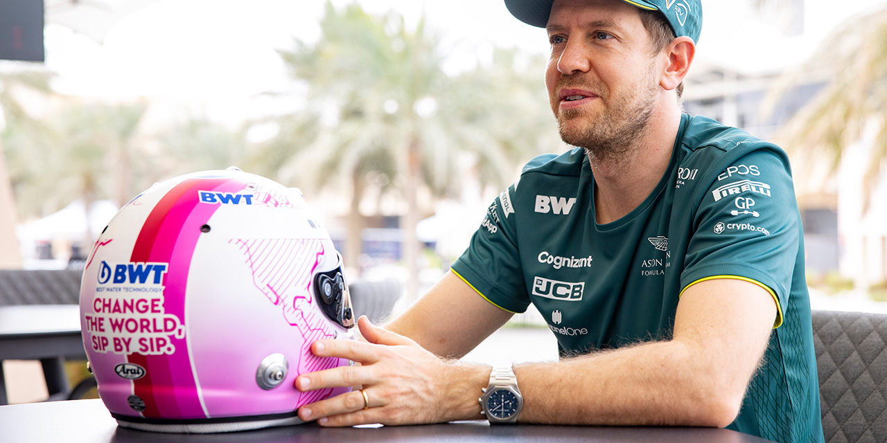Sebastian Vettel, Ambassador BWT, Change the world, sip by sip, F1, casco, rosa, sport