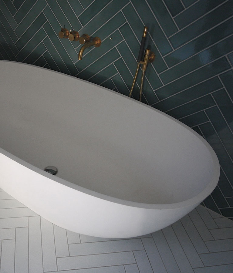 Caroline og Anders fikk installert et kalkfilter for å få kalkfritt vann