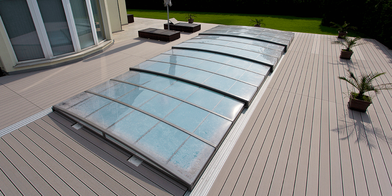 Glasoverdækning til din pool i haven fra BWT