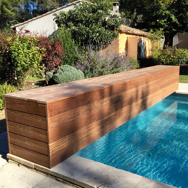 Lamelcover til pool over vand i træboks fra BWT